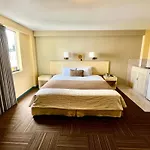 Embajadores Hotel